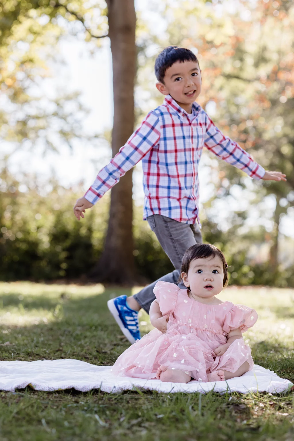 Family photos taken at Furman University / Rose Garden 
